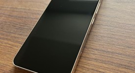 Mint
													Samsung Galaxy S22 - Unlocked, White, 128 GB, 8 GB, SM-S901U1, photo 5 of 26