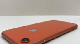 Fair
													Apple iPhone Xr - Unlocked, Coral, 64 GB, A1984, photo 5 of 7