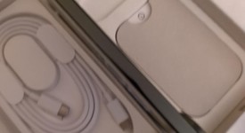 Mint
													Google Pixel 10 Pro XL - Unlocked, Obsidian, 256 GB, GUL82, photo 5 of 12