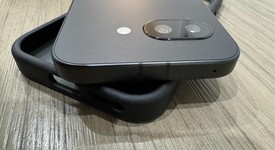 Mint
													Google Pixel 9a - Verizon, Obsidian, 128 GB, 8 GB, photo 5 of 10