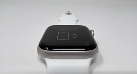 Mint
													Apple Watch SE 2nd Gen 44mm - Unlocked, Starlight, A2727 - Cellular, Aluminum, photo 3 of 6