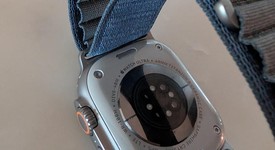 Good
													Apple Watch Ultra 2 49mm - Unlocked, Natural, A2986, photo 5 of 11