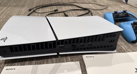 Mint
													PlayStation 5 Slim Digital Edition (2023) - White, 1 TB, photo 3 of 6