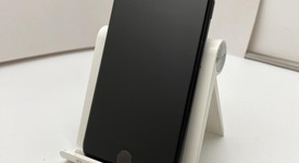 Fair
													Apple iPhone SE 2nd Gen 2020 - Unlocked, Black, 128 GB, A2275, photo 2 of 8