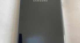 Mint
													Samsung Galaxy S10 Plus - Unlocked Non-US, Black, 128 GB, 8 GB, SM-G975N, photo 4 of 9