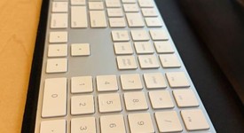 Used
													Apple Magic Keyboard with Numeric Keypad, photo 4 of 7