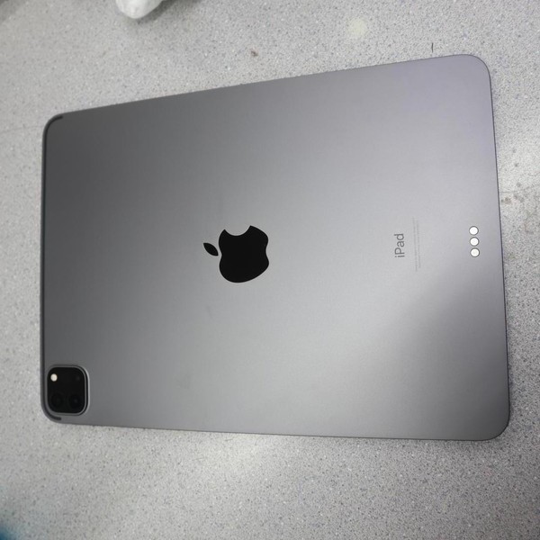 Apple iPad Pro 11 inch 3rd Gen 2021 - Wi-Fi, 256 GB, Gray