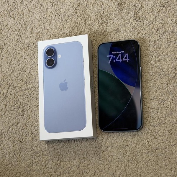 Apple iPhone 17 - Unlocked, 256 GB, Mist Blue, A3258