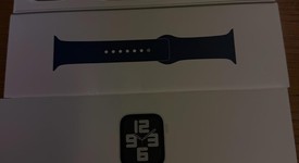 Good
													Apple Watch SE 2nd Gen 44mm - Silver, A2723 - GPS, Aluminum, photo 3 of 4