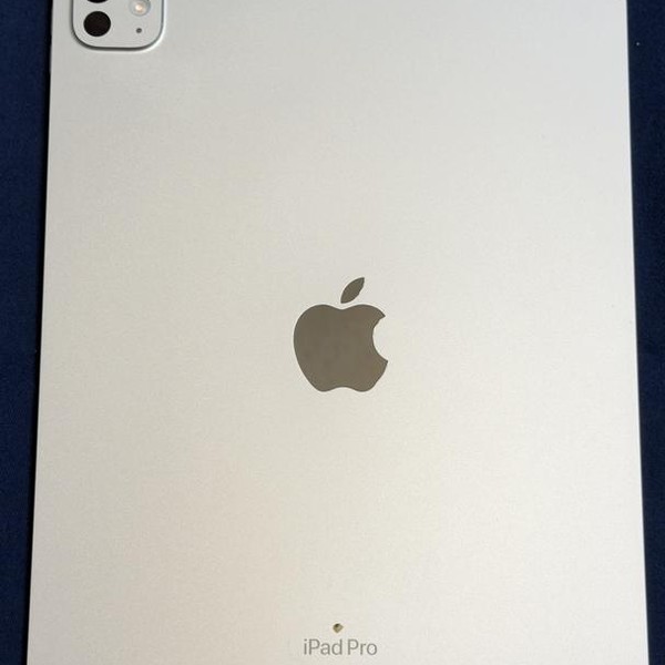 Apple iPad Pro 11 inch (M4) 2024 - Wi-Fi, 512 GB, Silver, 8 GB, A2836, Standard Glass