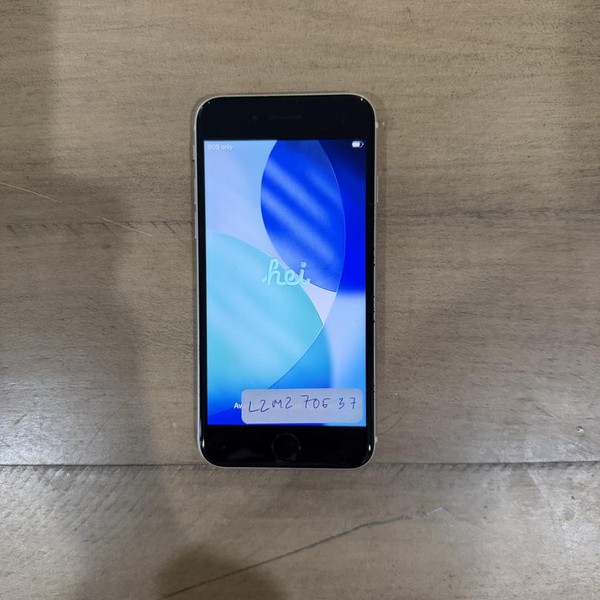 Apple iPhone SE 3rd Gen 2022 - Unlocked, 64 GB, Starlight, A2595