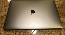 Good
													MacBook Pro 2017 (With Touch Bar) - 15" - I7, Gray, 512 GB, 16 GB, photo 1 of 12