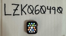 Good
													Apple Watch Series 4 40mm - Gold, A1977 - GPS, Aluminum, photo 1 of 16