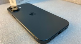 Mint
													Apple iPhone 17 - Unlocked, Black, 256 GB, A3258, photo 2 of 10