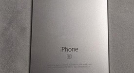 Good
													Apple iPhone SE 1st Gen 2016 - Cricket, Grey, 32 GB, A1662, photo 4 of 8