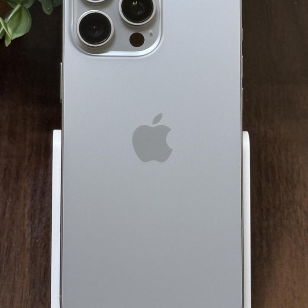 Apple iPhone 16 Pro Max - Unlocked, 512 GB, Natural, A3084