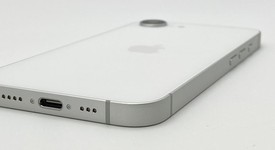 Good
													Apple iPhone 16e - Unlocked, White, 128 GB, A3212, photo 5 of 5