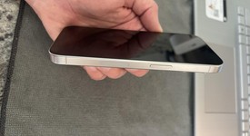 Mint
													Apple iPhone 15 Pro - Unlocked, White, 128 GB, A2848, photo 4 of 7