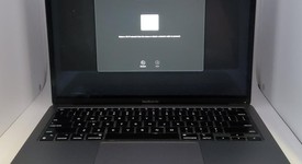 Fair
													MacBook Air 2020 - 13" - Apple M1, Gray, 256 GB, 16 GB, photo 1 of 12