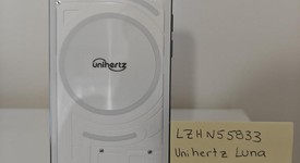 Mint
													Unihertz Luna - Unlocked, White, 256 GB, 8 GB, photo 2 of 8