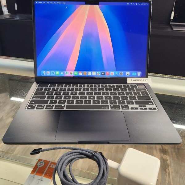 MacBook Air 2025 (M4) - 13 inch - 512 GB, Midnight, 16 GB, Apple M4