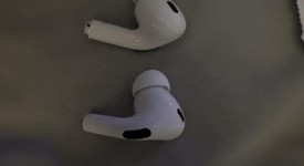Used
													Apple AirPods Pro 2nd Gen - USB-C, photo 4 of 7