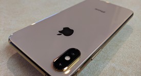 Good
													Apple iPhone Xs - AT&T, Gold, 256 GB, A1920, photo 2 of 11