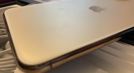 Mint
													Apple iPhone 11 Pro Max - Verizon, Gold, 64 GB, A2161, photo 4 of 6
