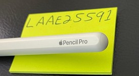 Mint
													Apple Pencil Pro, photo 2 of 3