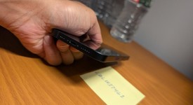 Mint
													Apple iPhone 13 - Unlocked, Midnight, 128 GB, A2482, photo 6 of 6