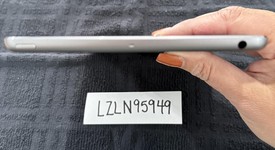 Good
													Apple iPad Mini 2 Retina - Wi-Fi, Silver, 16 GB, photo 5 of 7