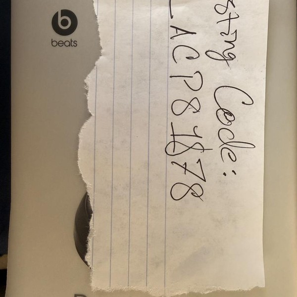 Beats Solo 4 - Black