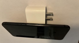 Good
													Apple iPhone 11 Pro Max - Unlocked, Gray, 64 GB, A2161, photo 5 of 6