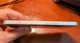 Mint
													Nothing Phone (1) - Unlocked Non-US, White, 256 GB, 8 GB, photo 3 of 13
