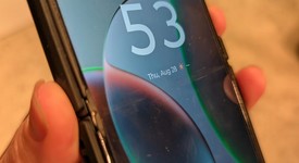 Good
													Motorola Razr (2023) - Unlocked, Sage, 128 GB, 8 GB, photo 3 of 9