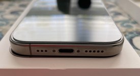 Mint
													Apple iPhone 16 Pro - Unlocked, Natural, 256 GB, A3083, photo 4 of 7