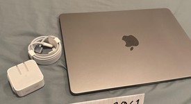 Good
													MacBook Air 2022 (M2) - 13" - Apple M2, Gray, 256 GB, 8 GB, photo 4 of 6
