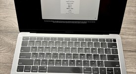 Good
													MacBook Air 2018 - 13" - I5, Gray, 256 GB, 8 GB, photo 2 of 7