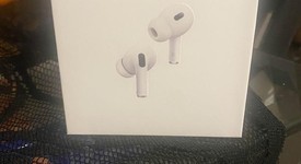 Used
													Apple AirPods Pro 2 - USB-C, photo 3 of 5