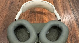 Used
													Apple AirPods Max - Green, photo 3 of 5