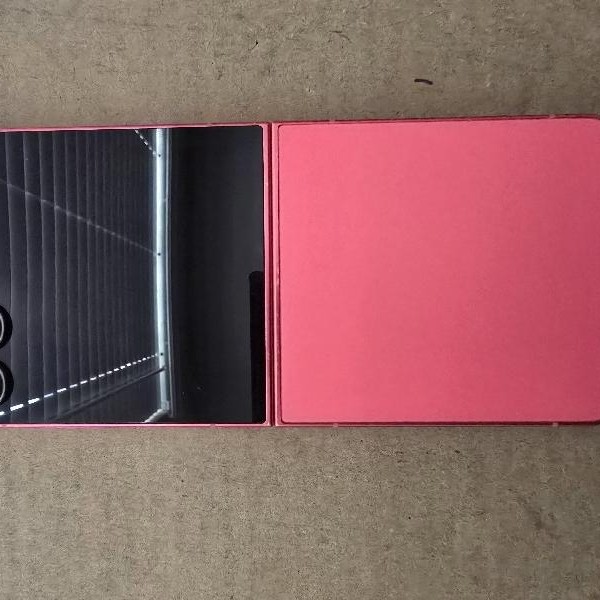 Samsung Galaxy Z Flip7 - Unlocked, 256 GB, Coral, 12 GB, SM-F766U1