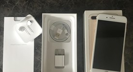 Mint
													Apple iPhone 7 Plus - Sprint, Gold, 128 GB, A1661, photo 2 of 9