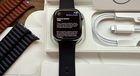 Good
													Apple Watch Series 10 46mm - Unlocked, Natural, A3003 - Cellular, Titanium, photo 3 of 9