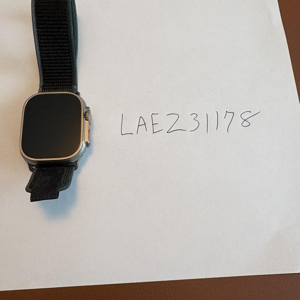 Apple Watch Ultra 2 49mm - Unlocked, Natural, A2986