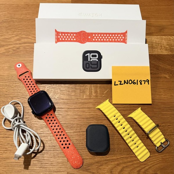 Apple Watch Series 10 46mm - Black, A2999 - GPS, Aluminum