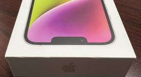 New
													Apple iPhone 14 - Verizon, Starlight, 128 GB, A2649, photo 2 of 5