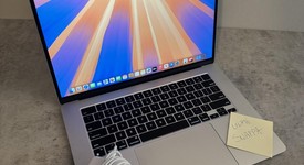 Good
													MacBook Air 2023 - 15" - Apple M2, Starlight, 256 GB, 8 GB, photo 2 of 10