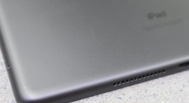 Good
													Apple iPad 9th Gen - Unlocked, Gray, 64 GB, A2603, photo 5 of 9