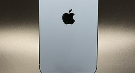 Mint
													Apple iPhone 14 Plus - Unlocked, Blue, 256 GB, A2632, photo 1 of 7