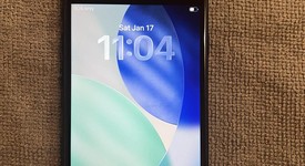 Mint
													Apple iPhone SE 3rd Gen 2022 - Unlocked, Midnight, 64 GB, A2595, photo 3 of 7